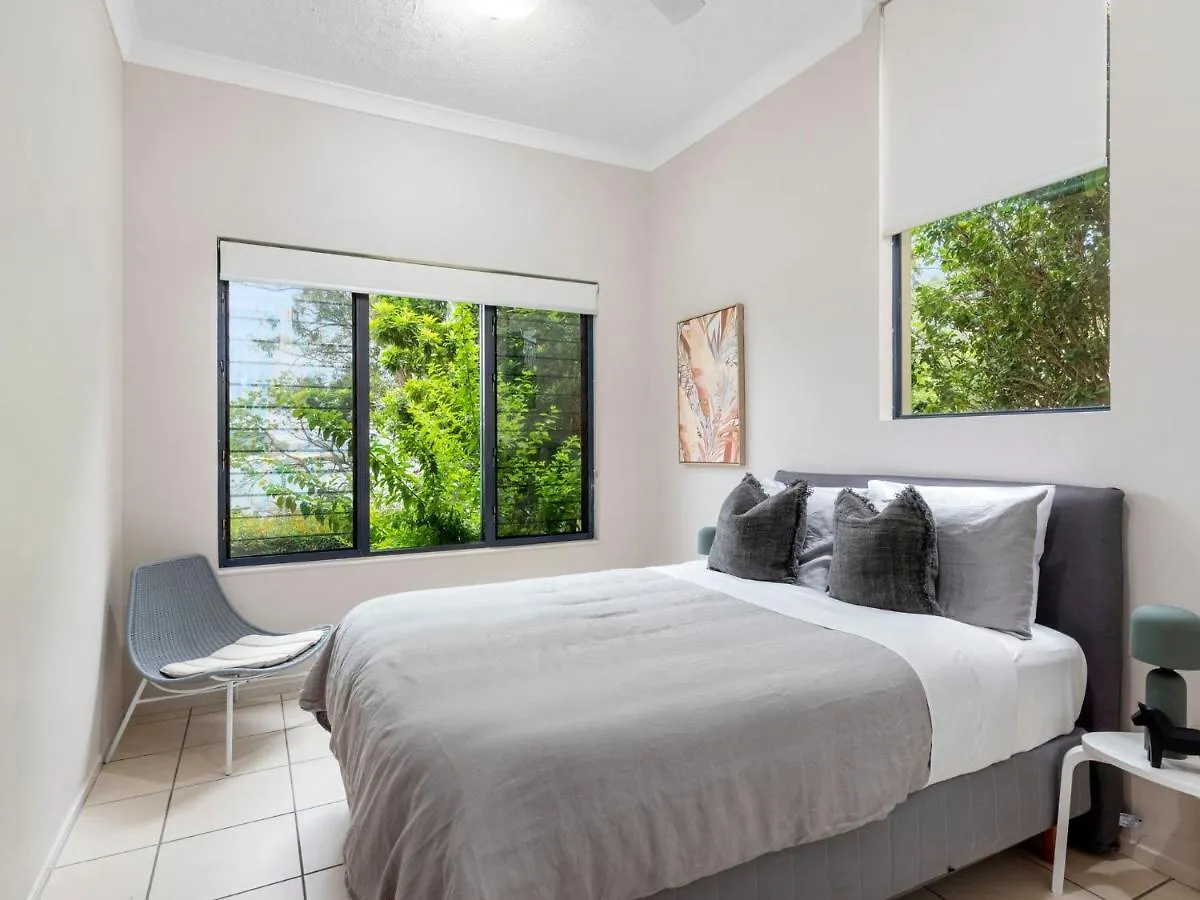Holiday home Currumbin Beachfront Haven Gold Coast
